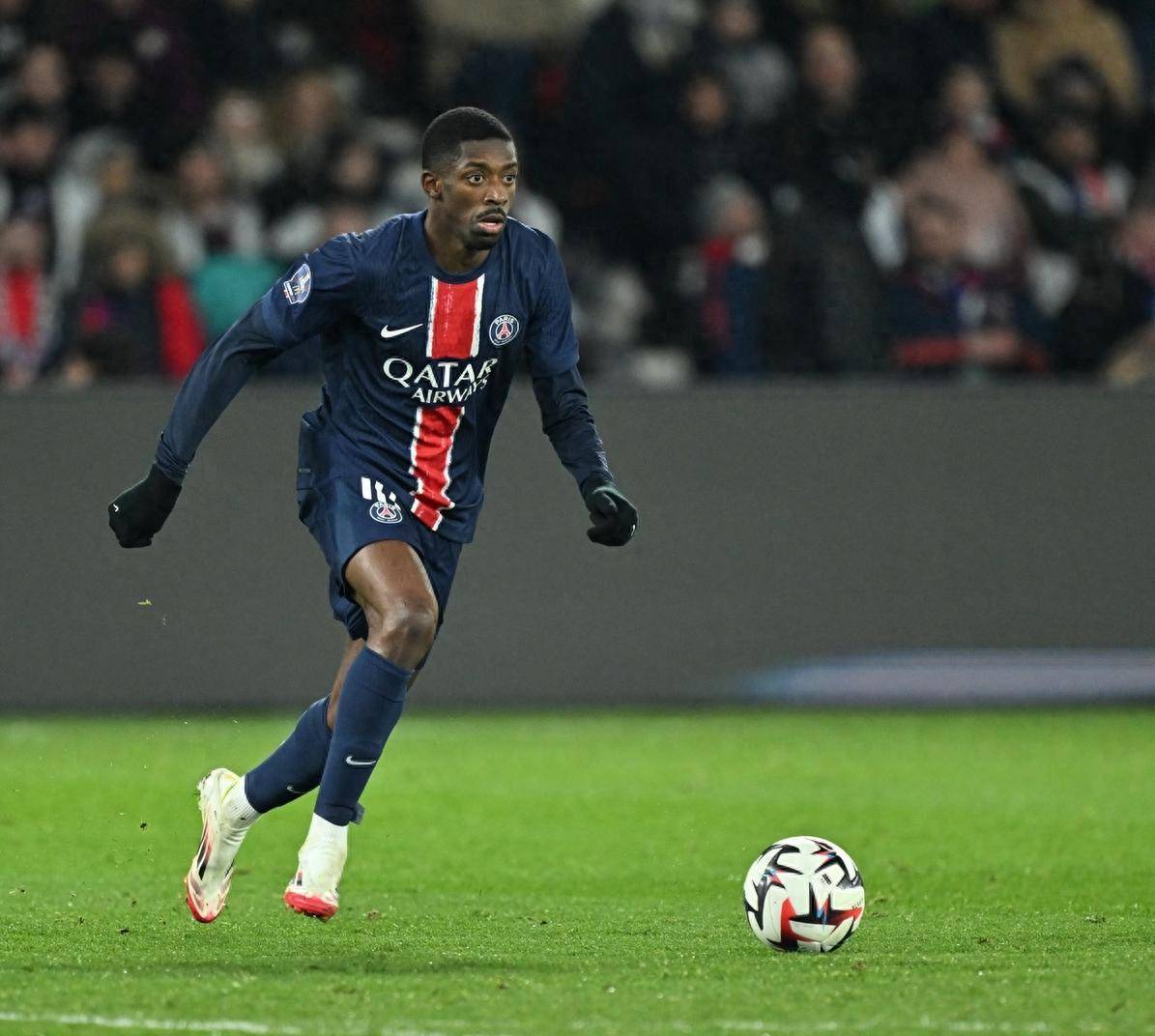 中足联财务约定：球员收取合同外价值超一万元现金或物品需报备（中足联明确财规：球员收受合同外现金或物品超1万元须报备）